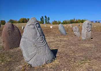 Voyage au Kirghizistan, trek, radnonnée, vélo, ski de randonnée