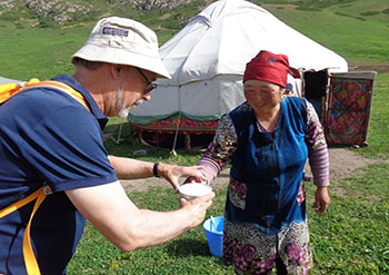 Voyage au Kirghizistan, trek, radnonnée, vélo, ski de randonnée