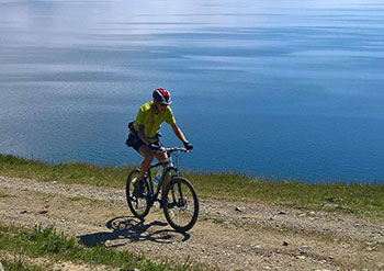 Voyage au Kirghizistan, trek, radnonnée, vélo, ski de randonnée