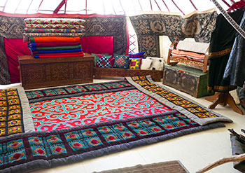 Voyage au Kirghizistan, trek, radnonnée, vélo, ski de randonnée