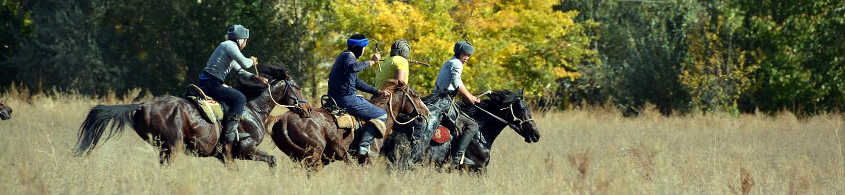 voyage kirghizistan, trek, randonnée, ski de randonnée et découverte culturelle, randonnée kirghizistan