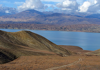 Randonnée au Kirghizistan, voyage Kirghizistan, séjour Kirghizistan, randonnée à pied kirghizistan, trek kirghizistan, trek Kirghizie, randonnée kirghizistan, agence de trek kirghizistan, trek kirghizistan, vtt kirghizistan, trekking kirghizistan, ski kirghizistan, monts célestes kirghizistan, trek kirghizie, séjour kirghizistan, velo kirghizistan, ski de randonnée kirghizistan, trek au kirghizistan, trekking kirghizie, rando à cheval kirghizistan, trek à cheval kirghizistan, randonnée kirghizistan, kirghizistan à vélo, vtt ouzbékistan, voyage ouzbékistan, randonnée tadjikistan, kirghizistan trek, randonnée asie centrale, les monts célestes, voyage au kirghizistan, voyage kirghizie, voyage kirghizistan, kirghizistan voyage